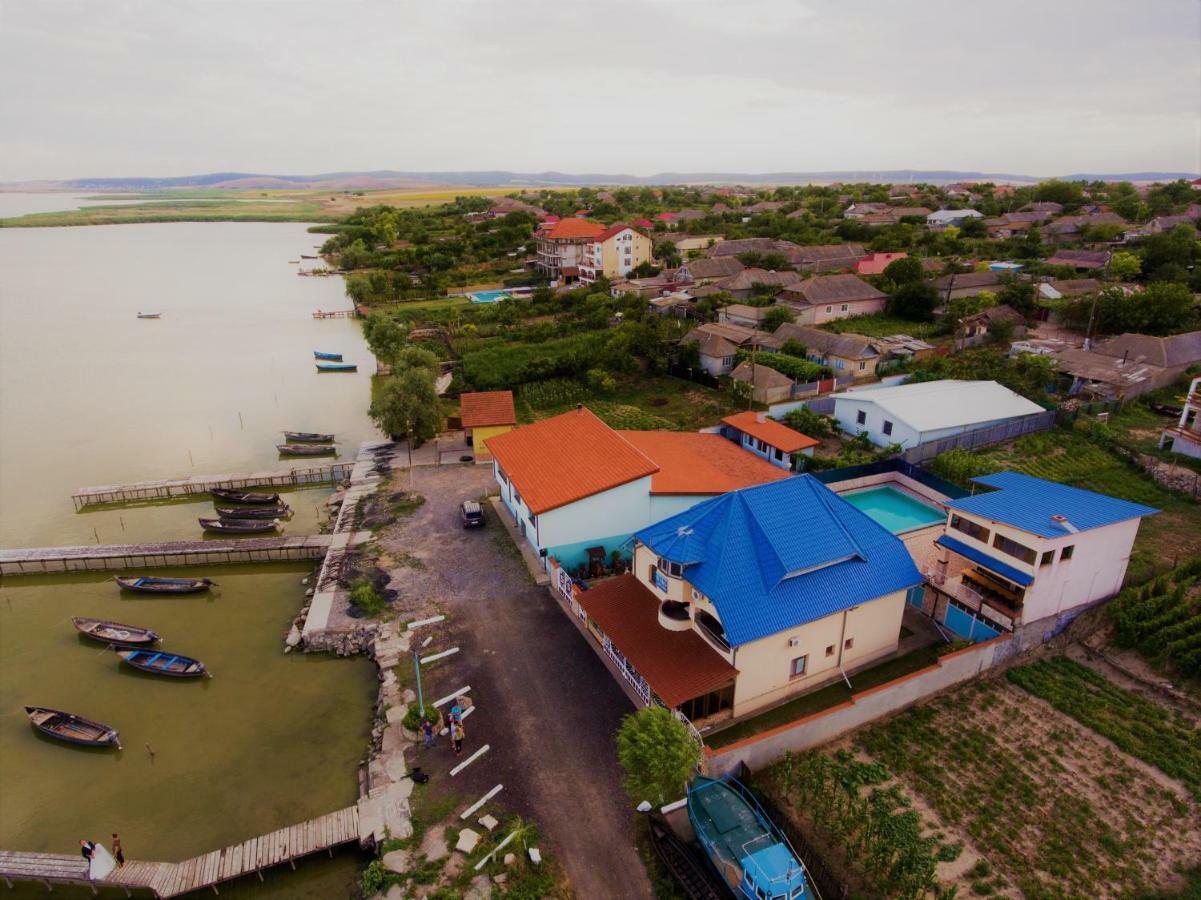 מלון Sarichioi Lake View מראה חיצוני תמונה